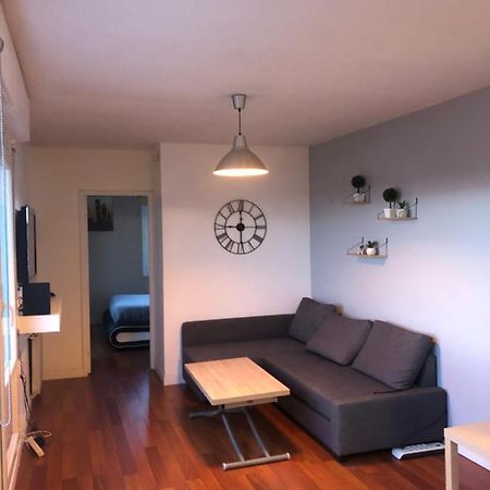 Appartement T2 - Proche Rer Сартрувиль Экстерьер фото
