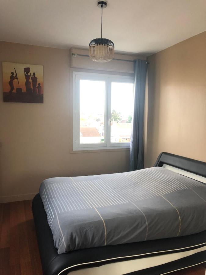 Appartement T2 - Proche Rer Сартрувиль Экстерьер фото